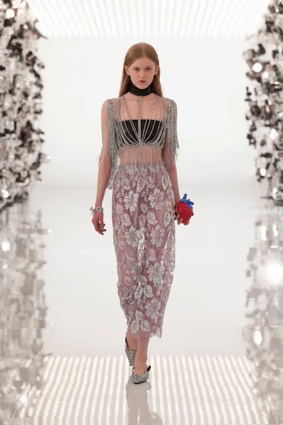 Look 77